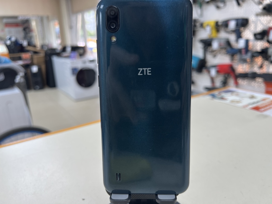 Смартфон ZTE Blade A51 Lite 2/32