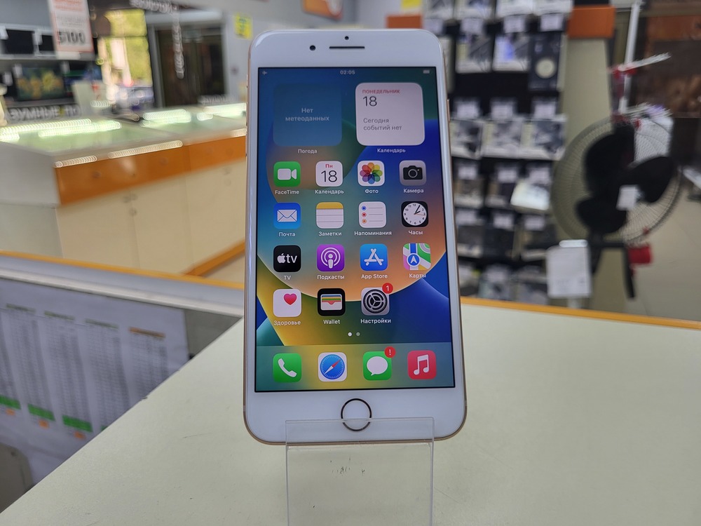 Смартфон Apple iPhone 8 Plus 64Gb