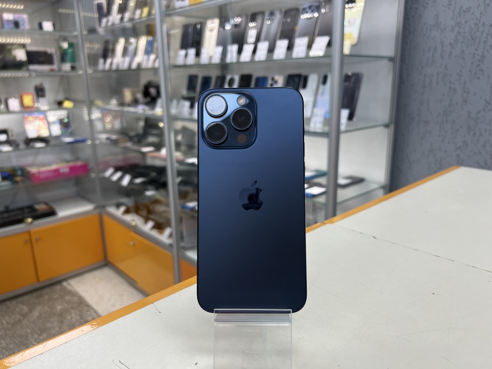Смартфон Apple iPhone 15 Pro Max 256Gb
