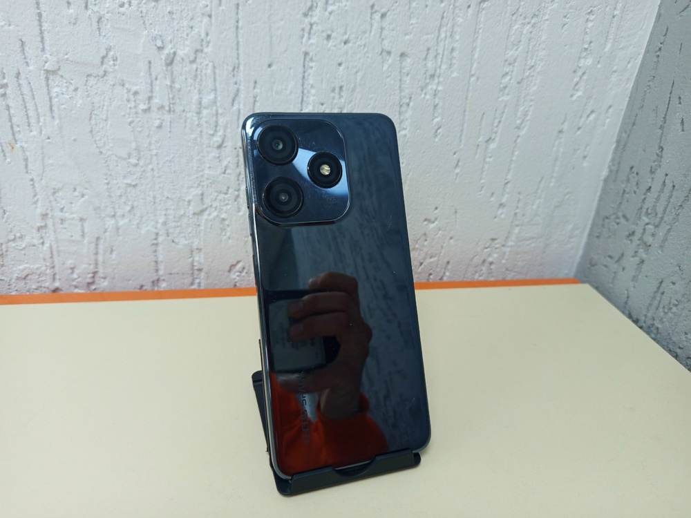 Смартфон Tecno SPARK 10C 4/64
