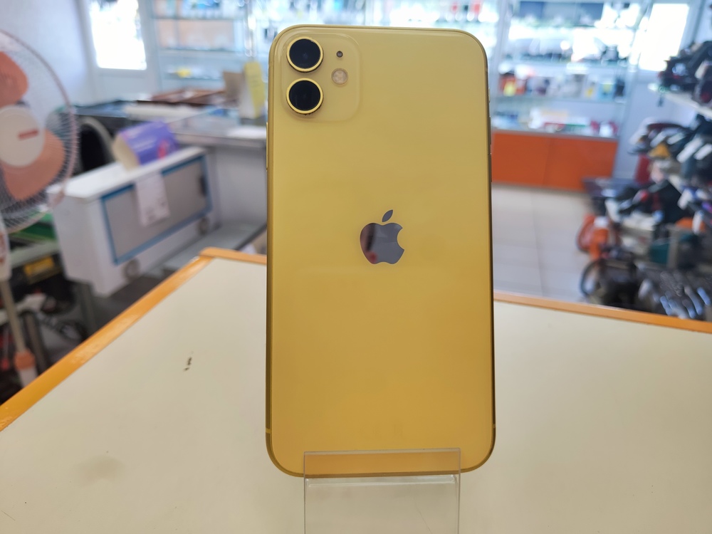 Смартфон Apple iPhone 11 64Gb
