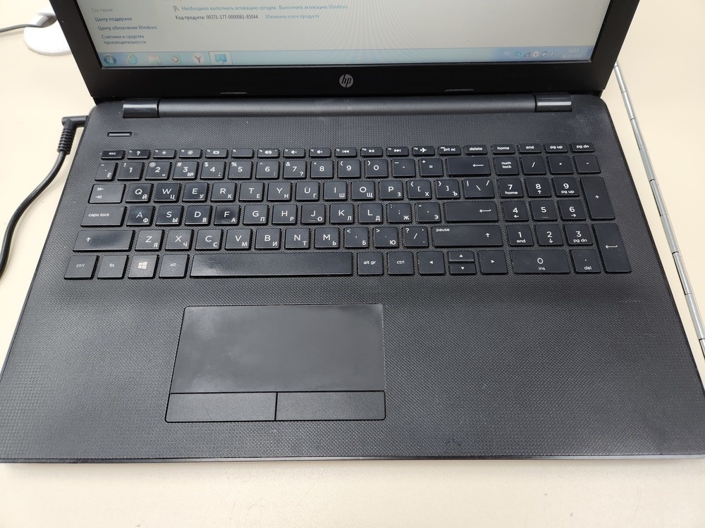 Ноутбук HP; Core i3-5005U, Intel HD Graphics 5500, 4 Гб, 500 Гб, Нет