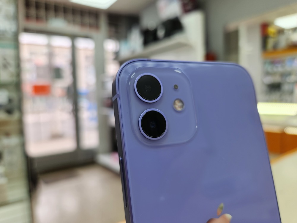 Смартфон Apple iPhone 12 128Gb