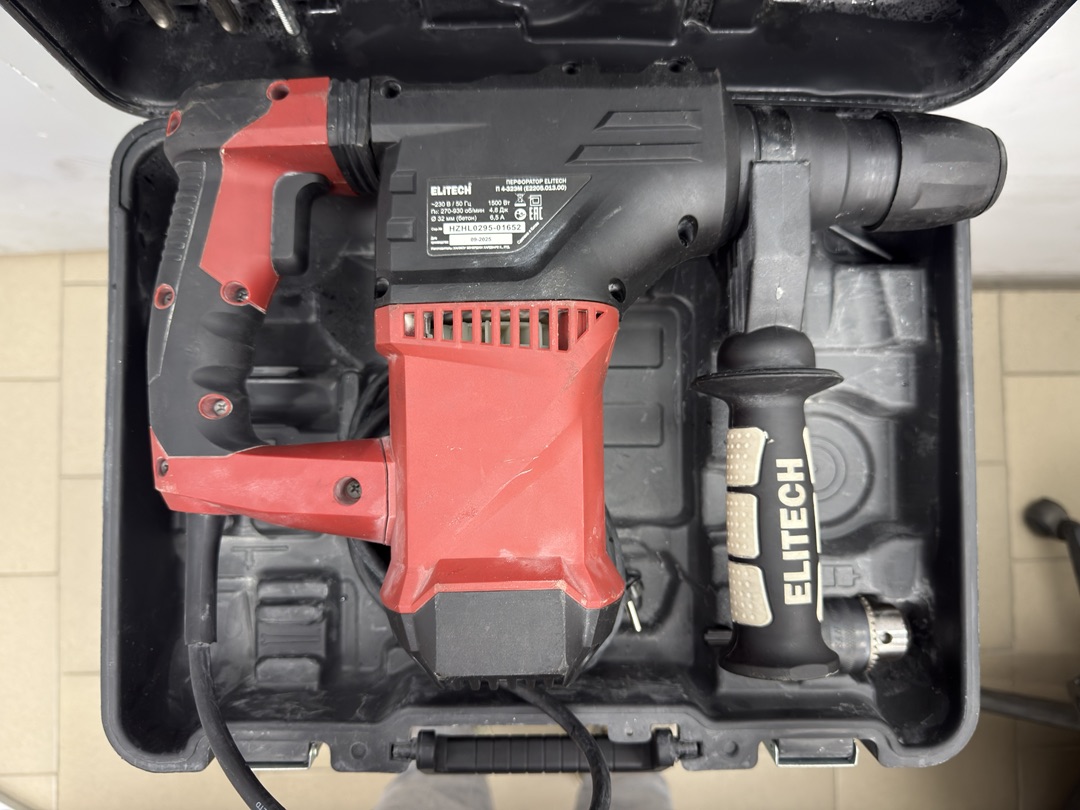 Перфоратор Elitech П 4-32ЭМ