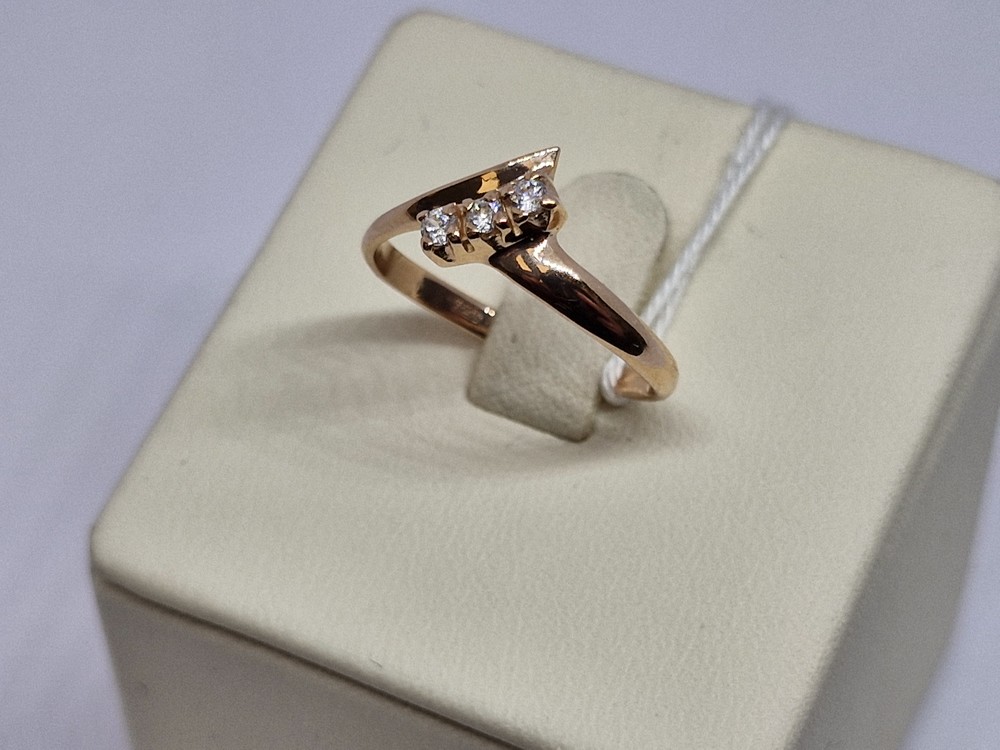 КОЛЬЦО С КАМНЯМИ (Au 585)