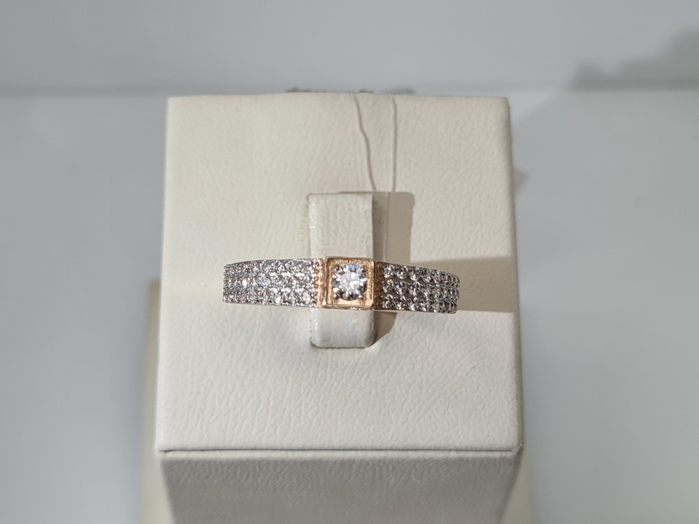  КОЛЬЦО С КАМНЯМИ (Au 585)