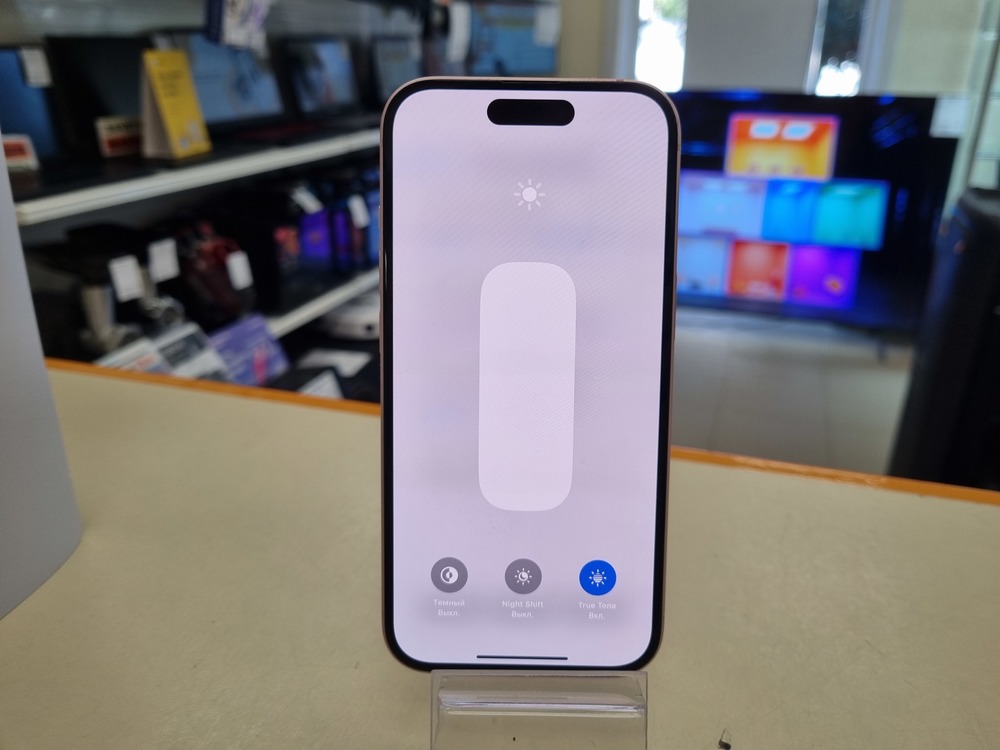 Смартфон Apple Iphone 15 128Gb