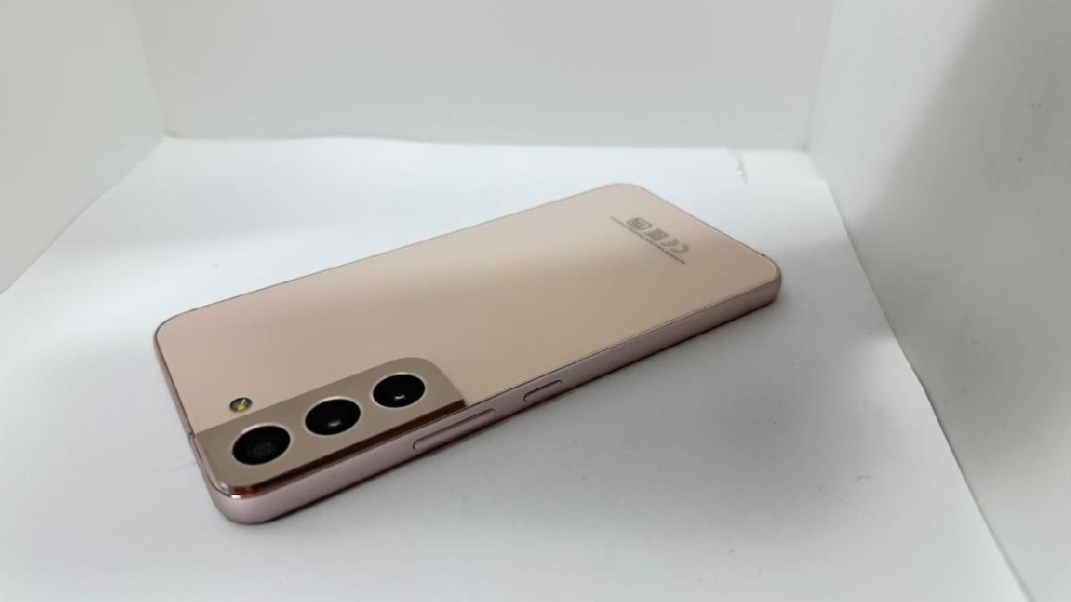 Смартфон Samsung Galaxy S22 8/128