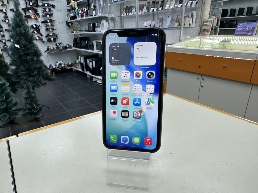 Смартфон Apple iPhone 11 64Gb