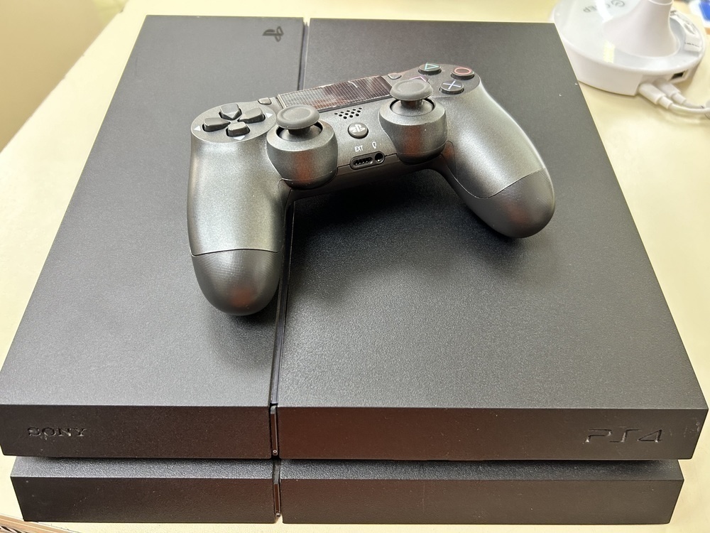 Игровая приставка PlayStation 4 FAT 500GB