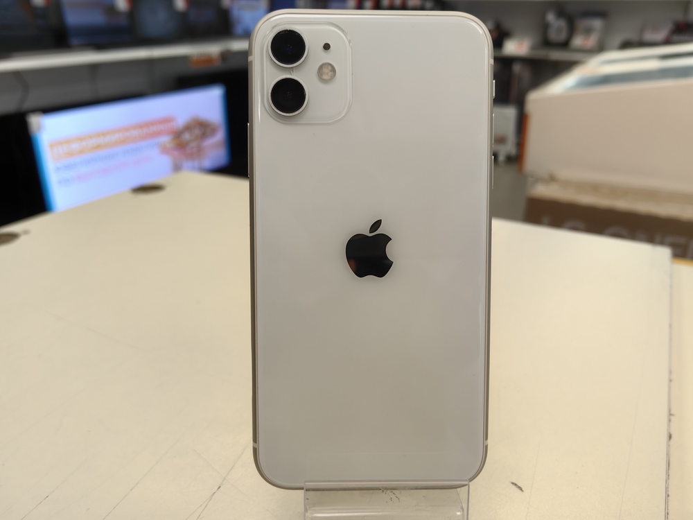 Смартфон Apple iPhone 11 128Gb