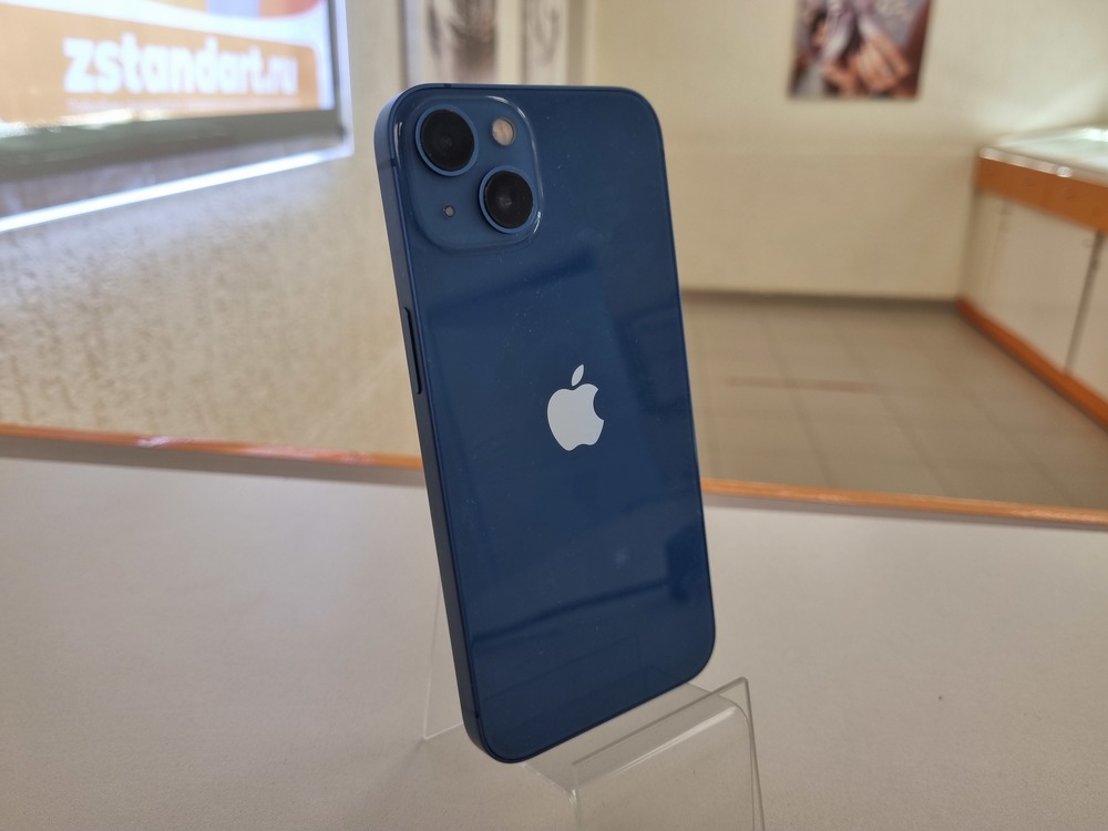 Смартфон Apple iPhone 13 128Gb