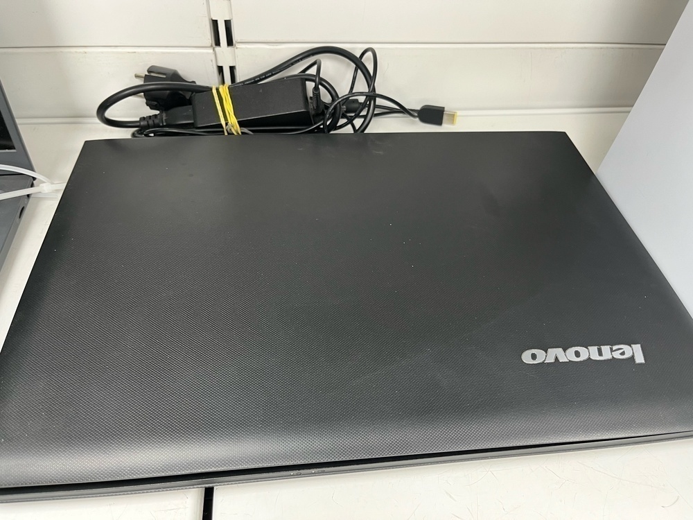 Ноутбук Lenovo; A4-6210, Radeon R3 series, 4 Гб, Нет, 500 Гб