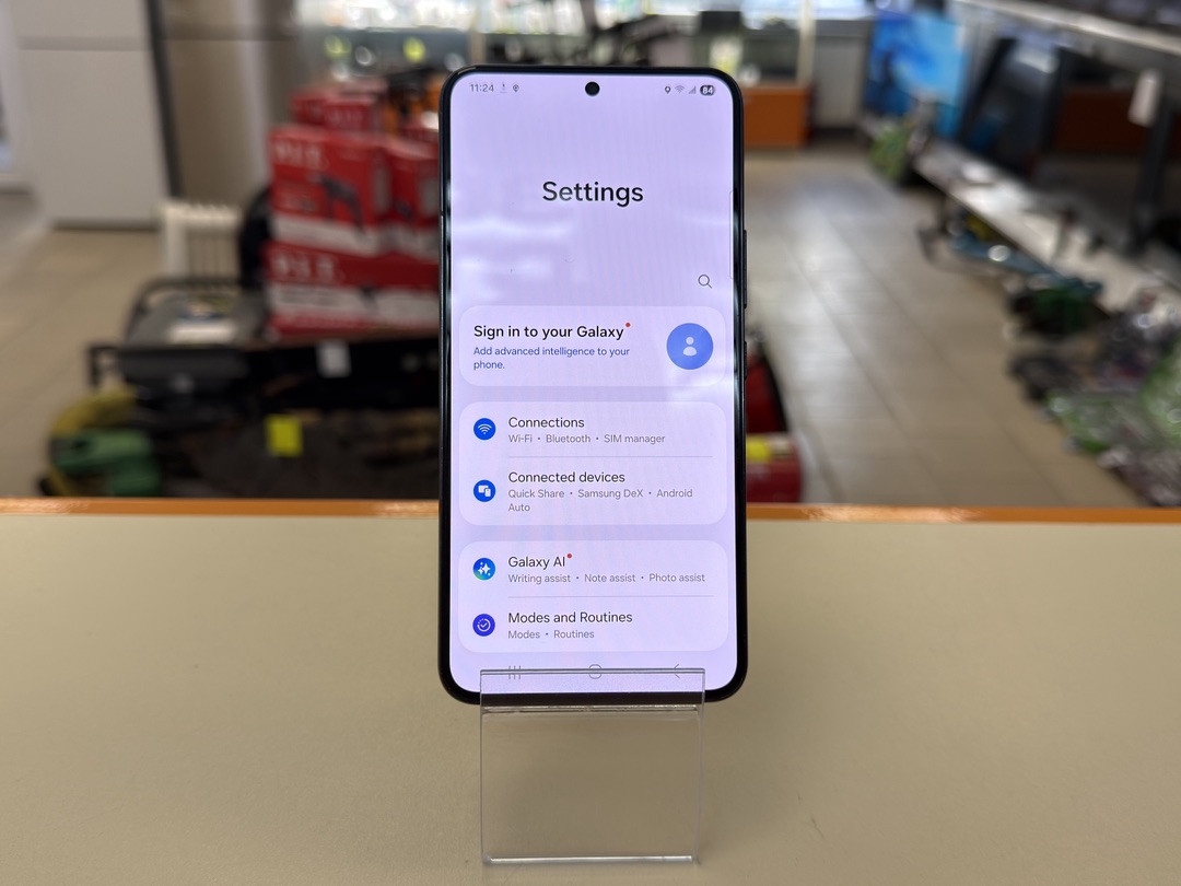Смартфон Samsung Galaxy S22 8/128