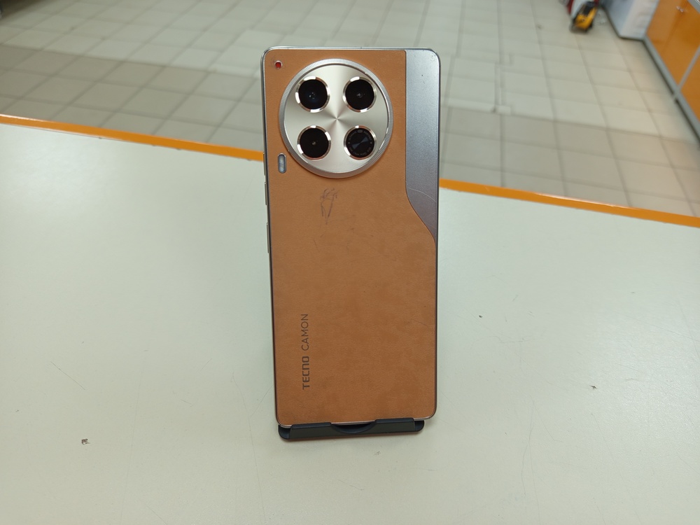 Смартфон Tecno Camon 30 8/256