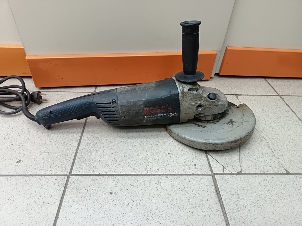 Угловая шлифмашина Bosch GWS 22-230 H