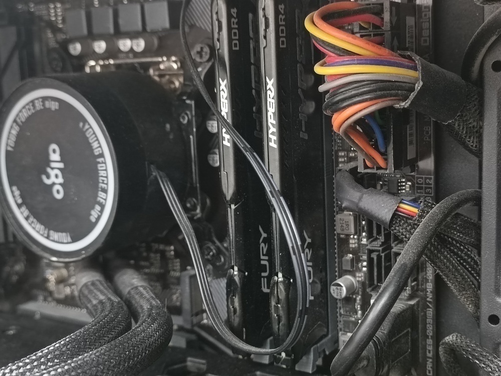 Системный блок Ginzzu GMNG;  Core I5-11400F, GeForce RTX 3060, 64 Гб, 2 Tb, 2 Tb