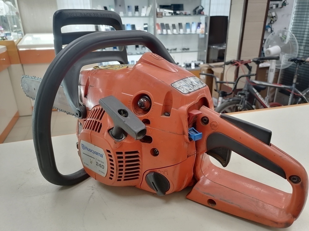Бензопила Husqvarna 240