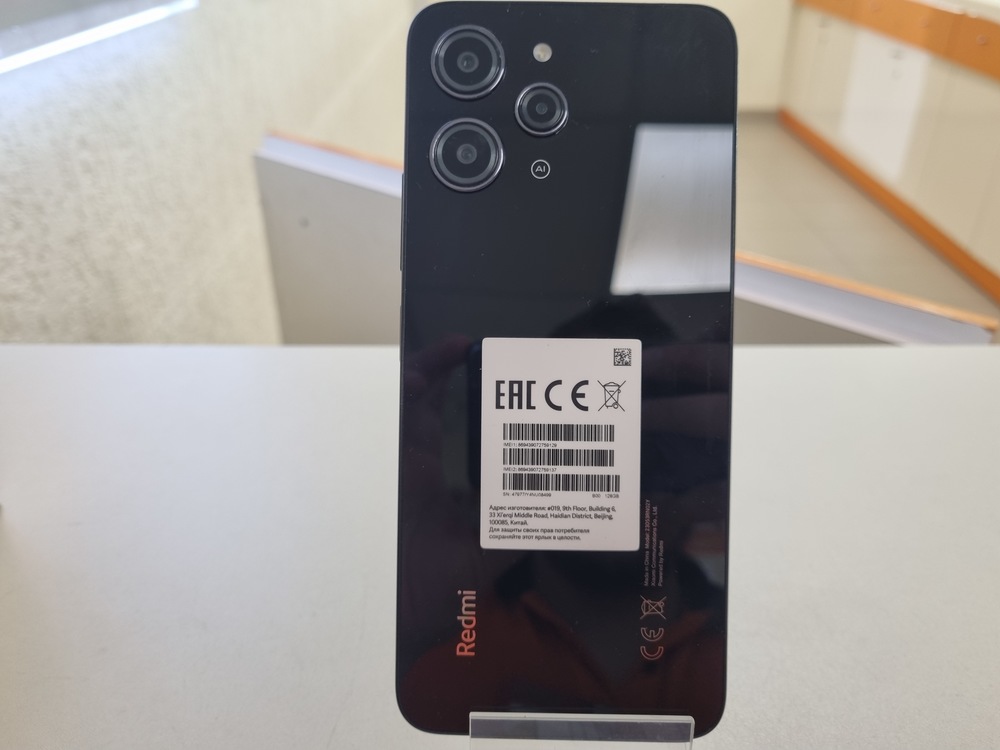 Смартфон Xiaomi Redmi 12 4/128