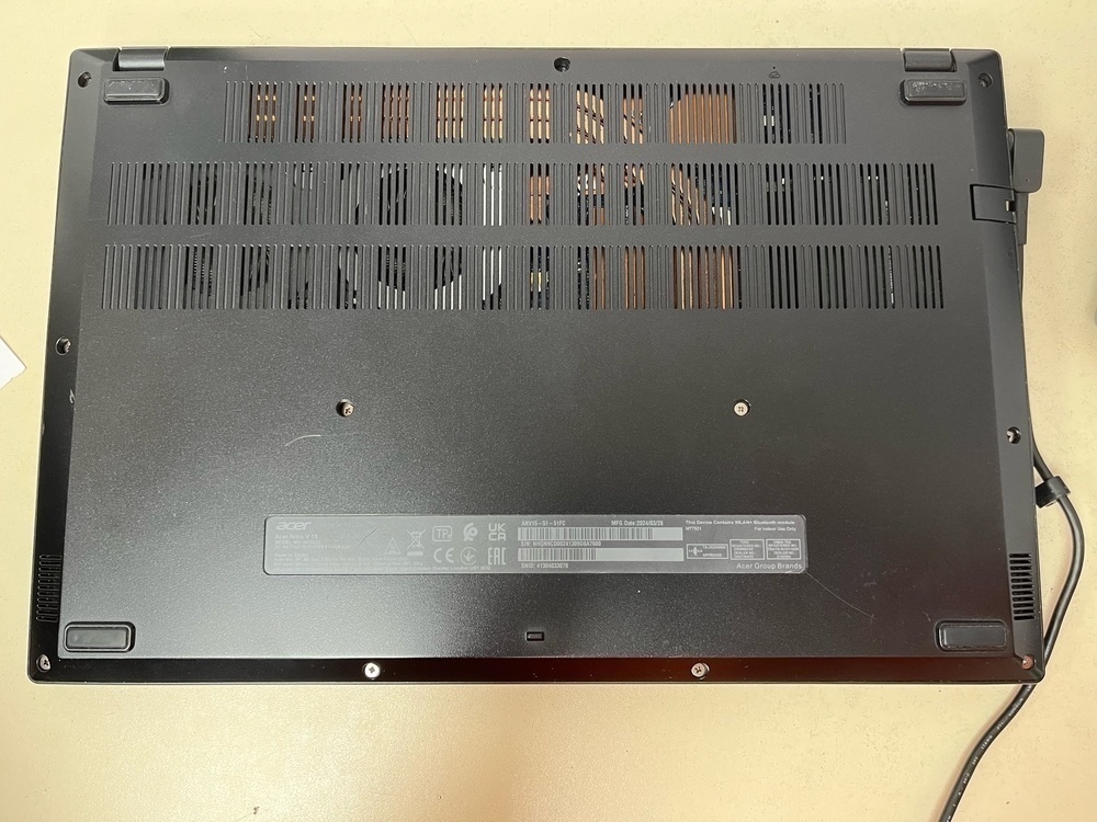 Ноутбук Acer Nitro V15; I5-13420H, GeForce RTX 3050, 32 Гб, 1 Tb, Нет