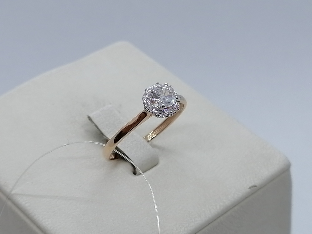 КОЛЬЦО С КАМНЯМИ (Au 585)