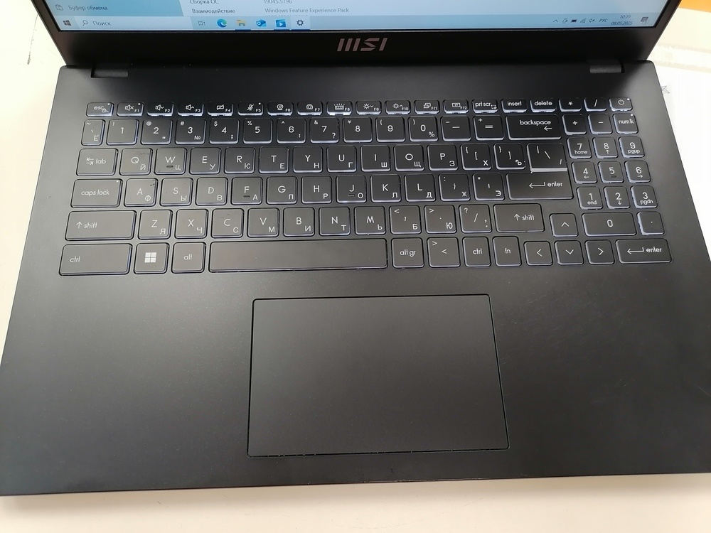 Ноутбук MSI; 5-5625u, AMD Radeon (TM) Graphics, 8 Гб, 240 Гб, Нет