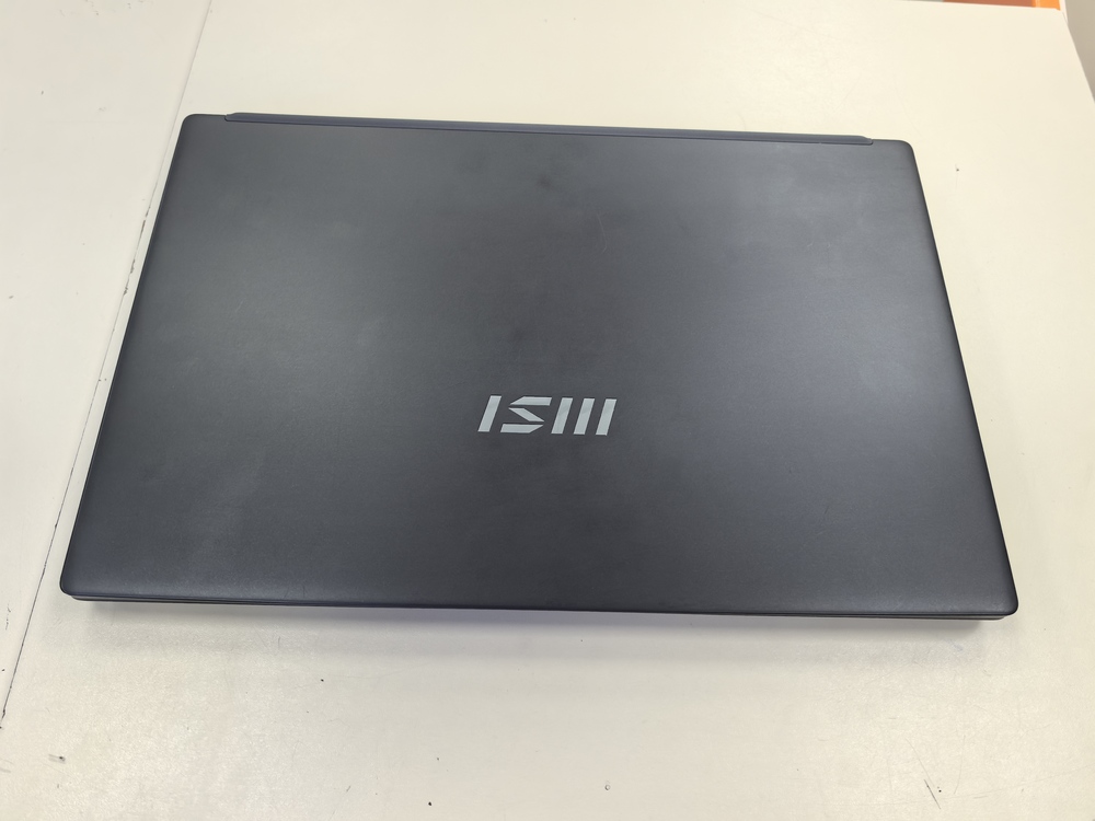 Ноутбук MSI Modern 15; Core i3-1215U, Intel UHD Graphics, 8 Гб, 256 Гб, Нет