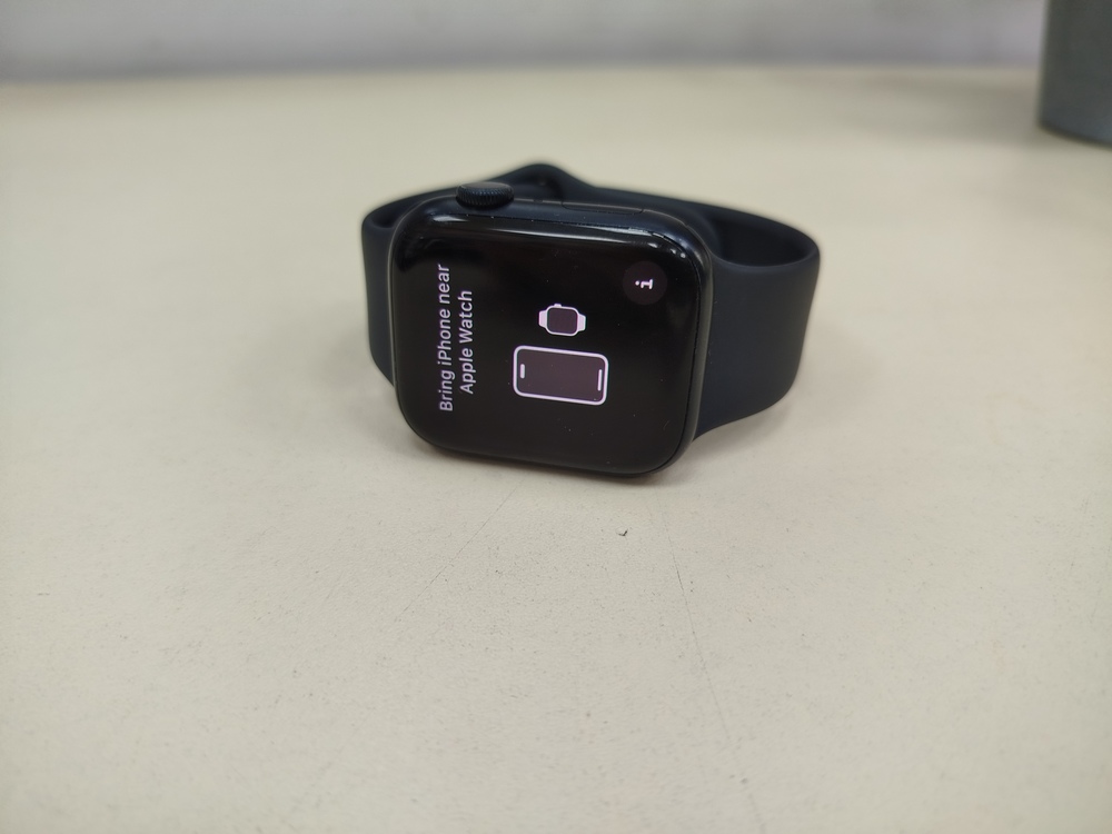 Смарт-часы Apple Watch Series 8 45mm