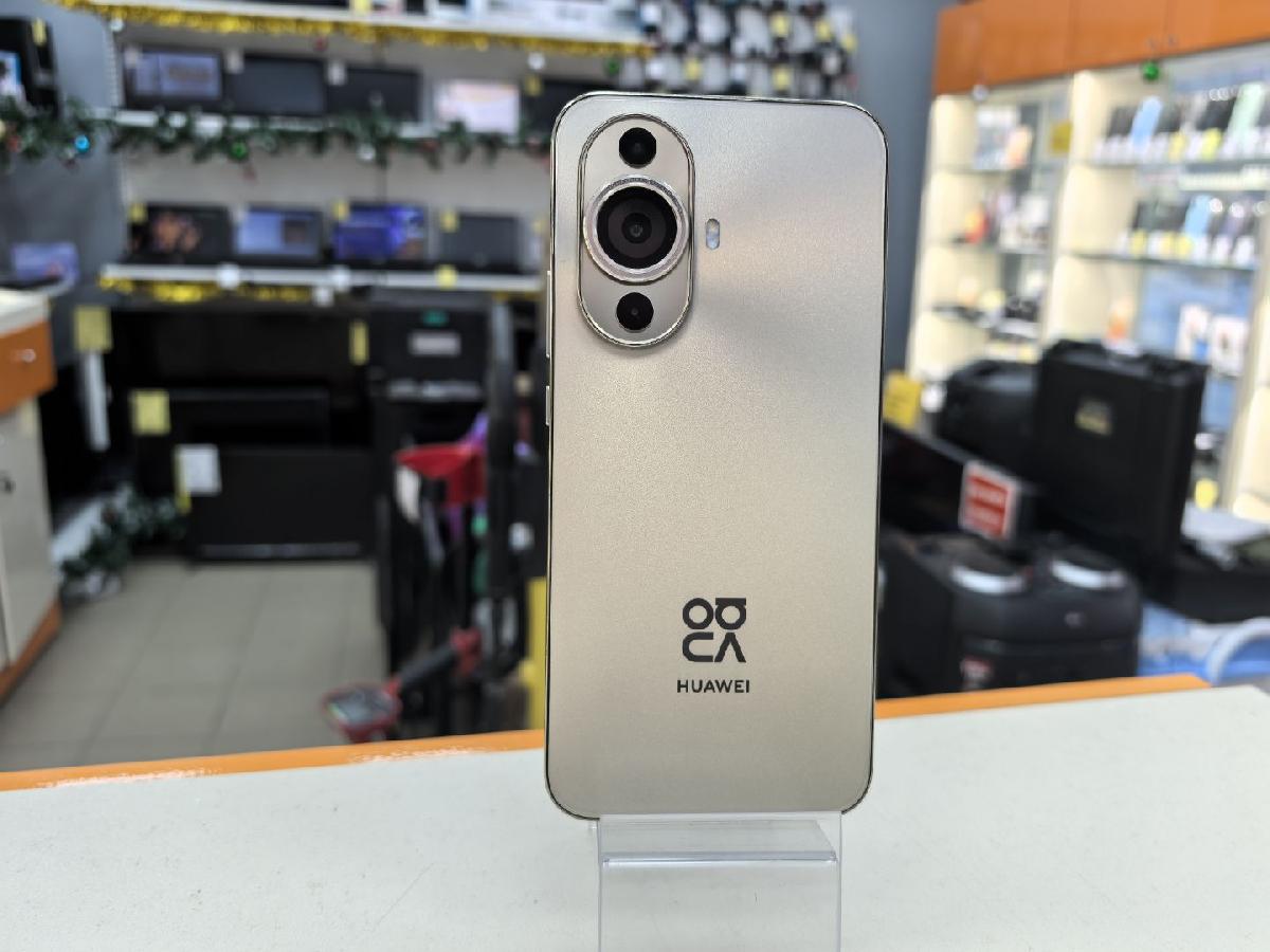 Смартфон Huawei Nova 11 8/256