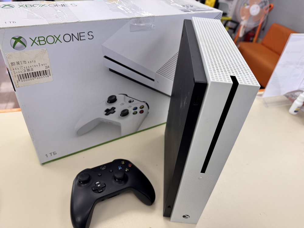 Игровая приставка Xbox One S 500Gb