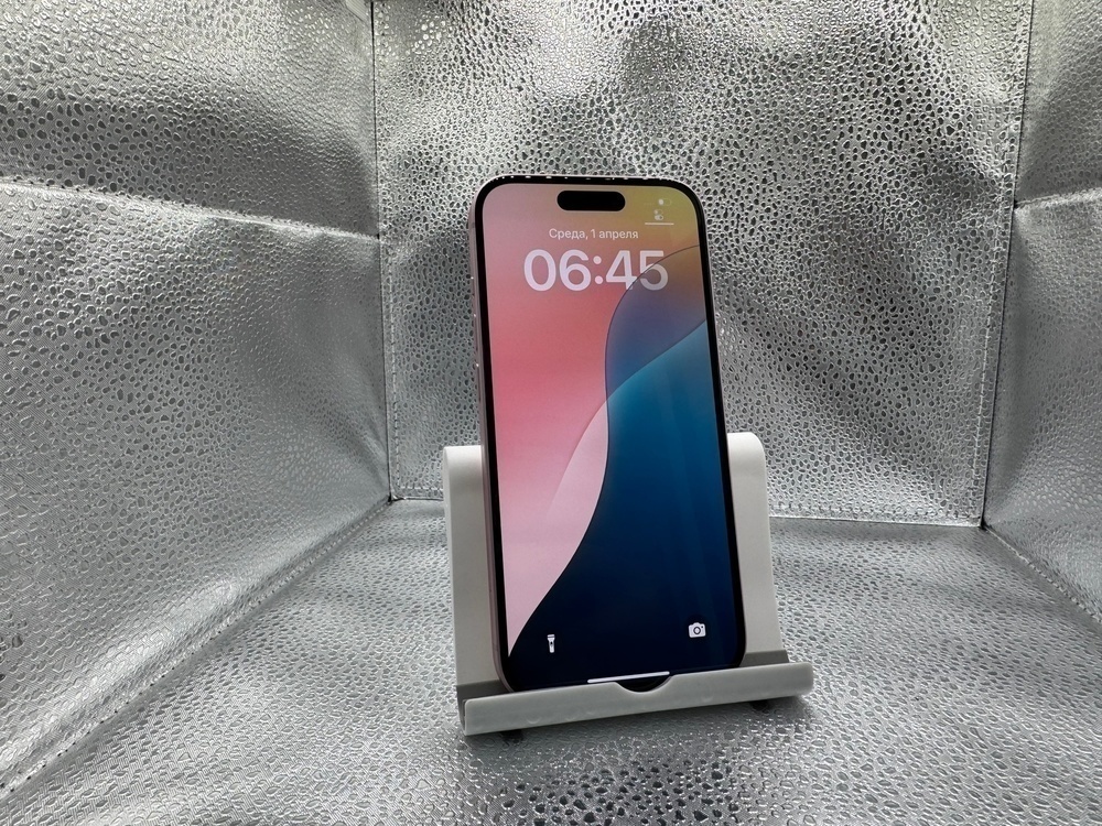 Смартфон Apple Iphone 15 128Gb