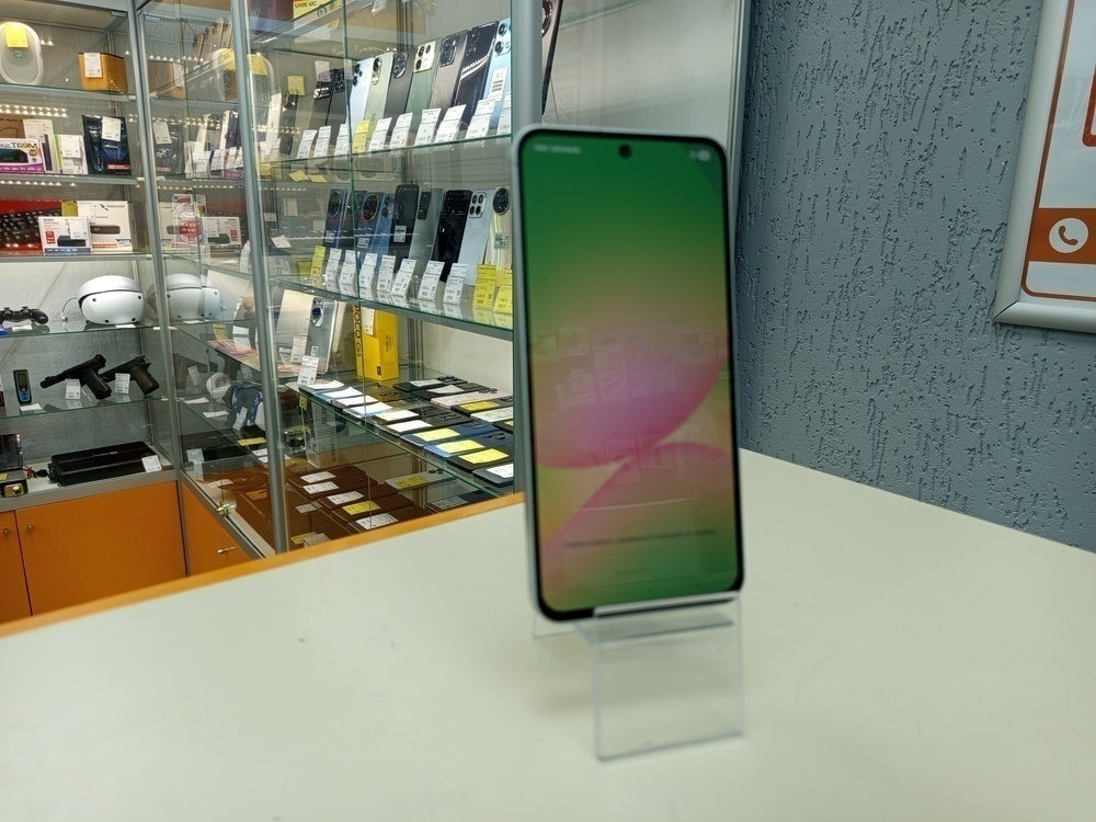 Смартфон Samsung Galaxy A56 8/128