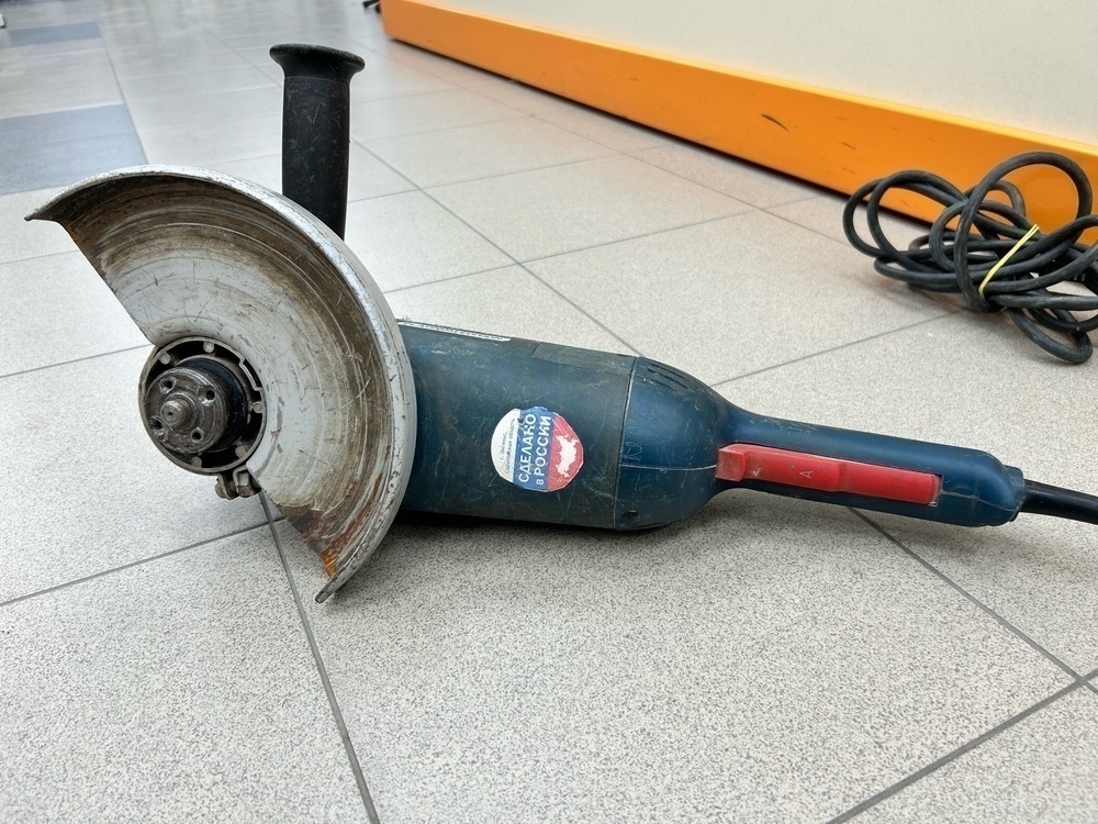 Угловая шлифмашина Hanskonner HAG22230B