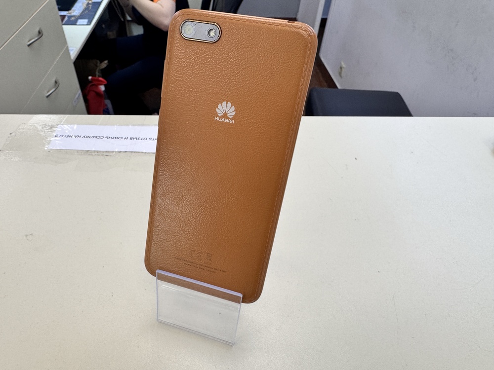 Смартфон Huawei Y5 Lite (2018)