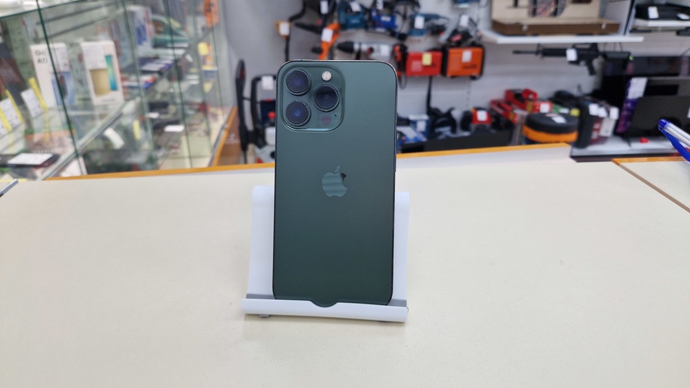 Смартфон Apple iPhone 13 Pro 256Gb