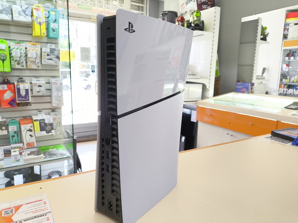 Игровая приставка PlayStation 5 Slim 1TB (С дисководом)