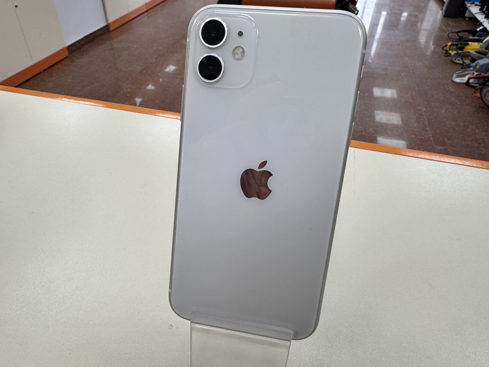 Смартфон Apple iPhone 11 64Gb