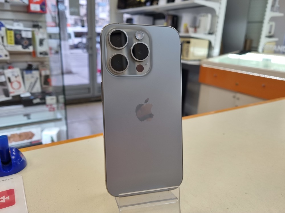 Смартфон Apple Iphone 15 Pro 128Gb