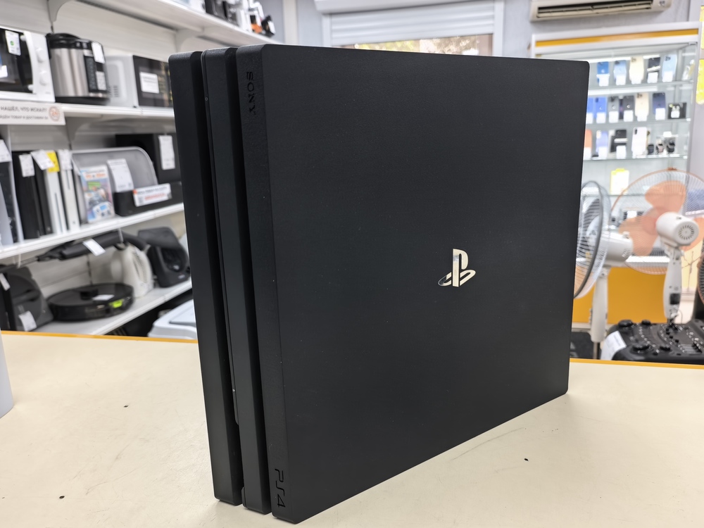 Игровая приставка PlayStation 4 Pro 1Tb