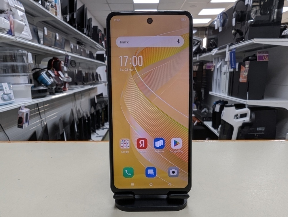 Смартфон Infinix Smart 8 plus 4/128