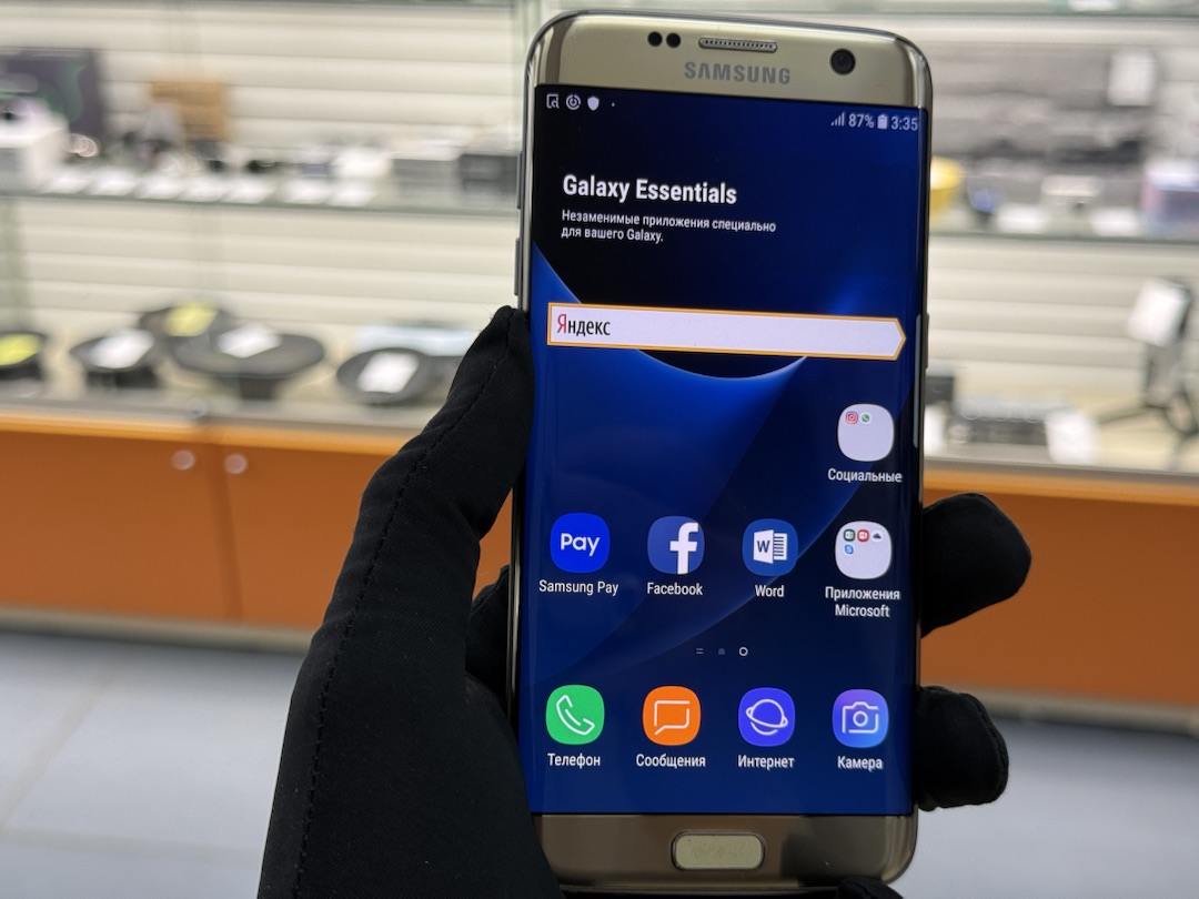 Смартфон Samsung Galaxy S7 edge 4/32