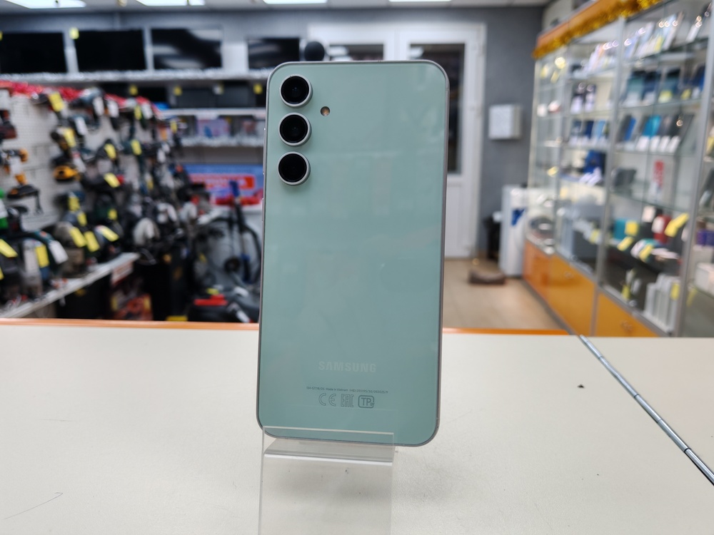 Смартфон Samsung Galaxy S23 FE 8/128