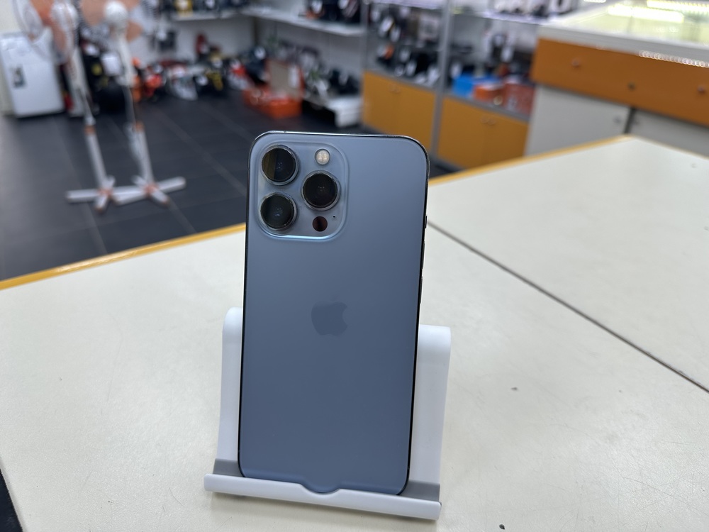 Смартфон Apple iPhone 13 Pro 128Gb