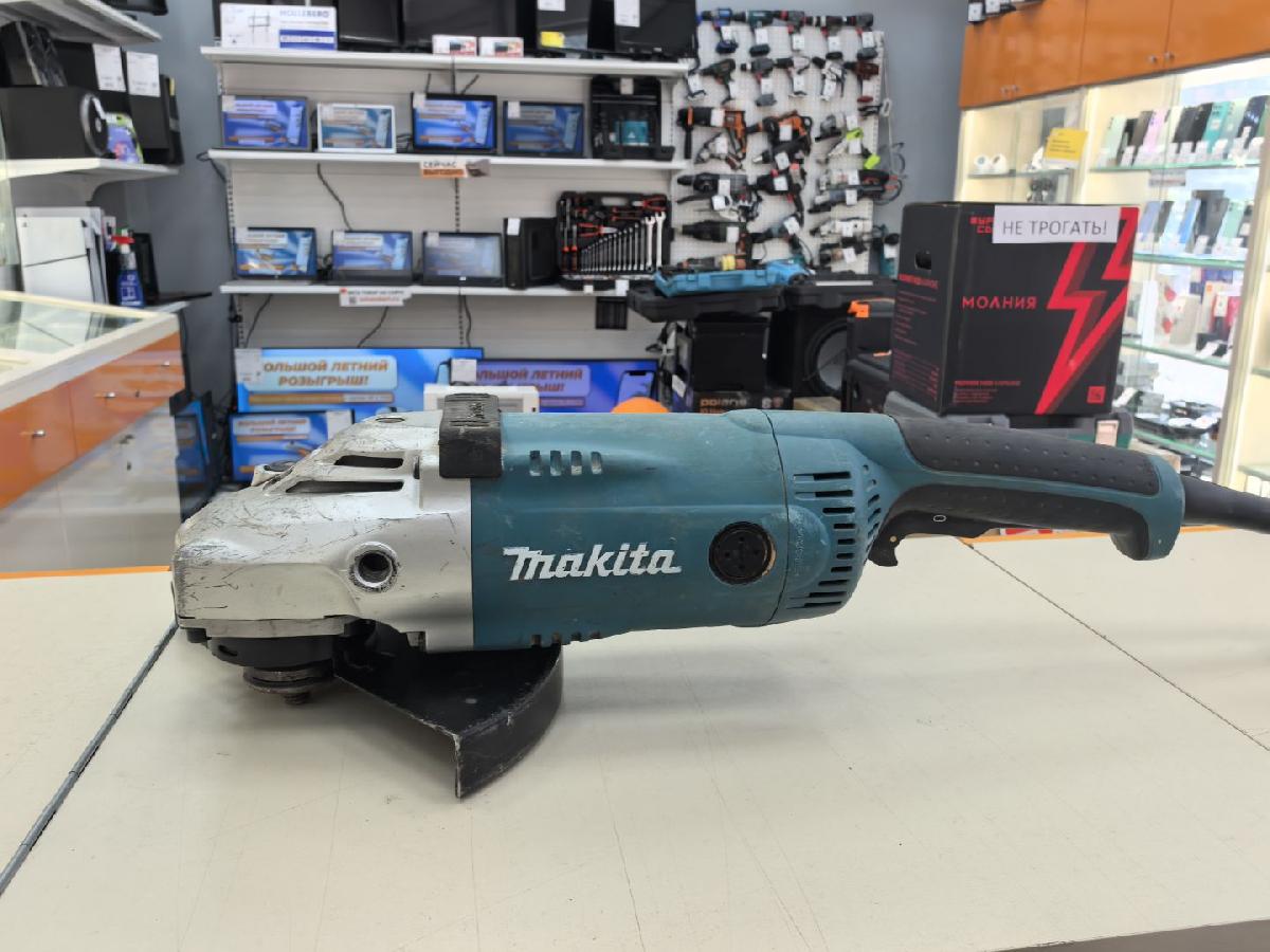 Угловая шлифмашина Makita GA9020