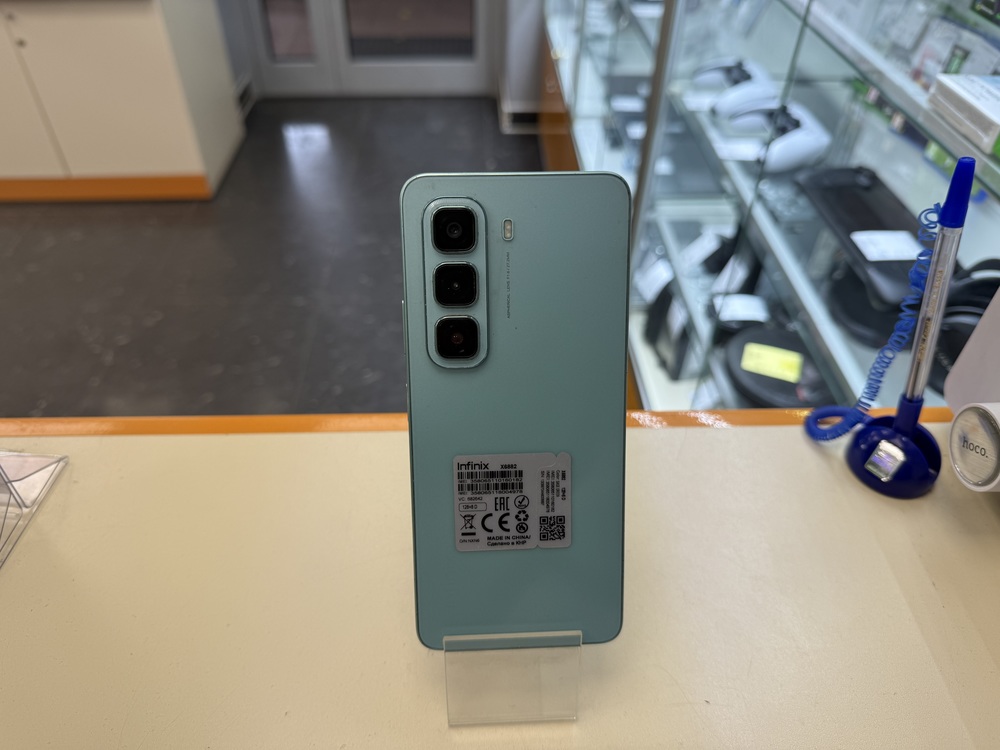 Смартфон Infinix HOT 50 8/128