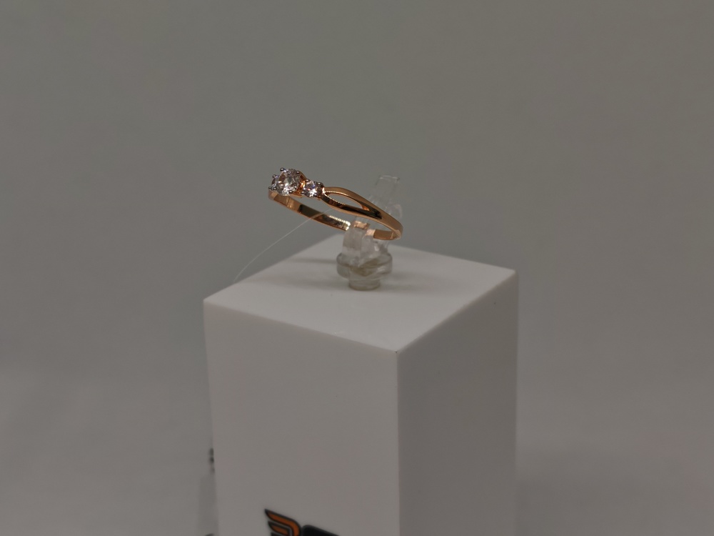 КОЛЬЦО С КАМНЯМИ (Au 585)