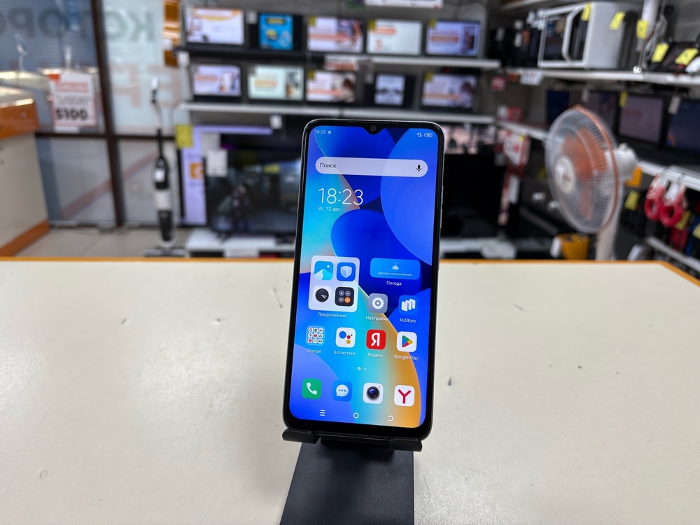 Смартфон Tecno Spark 10 8/128