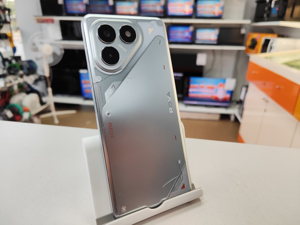 Смартфон Tecno Pova 7 Neo 8/256