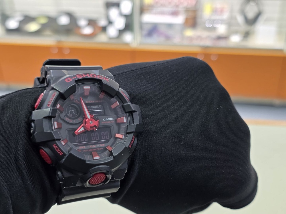 Часы наручные Casio GA-700BRN