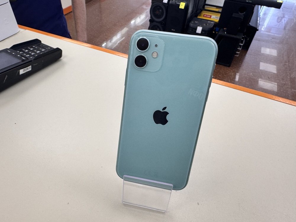 Смартфон Apple iPhone 11 128Gb